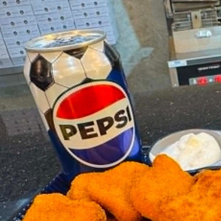 بيبسي علبة